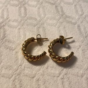 Mejuri twisted earrings